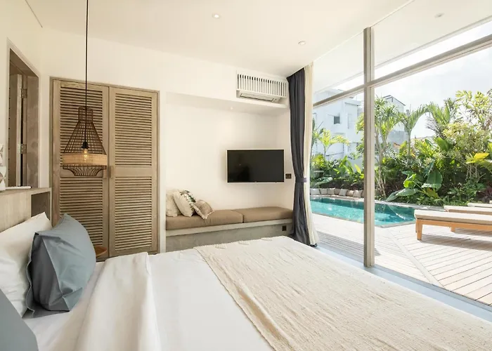 Modern 4 Bedroom Villa Heart Of Canggu 800M To Beach
