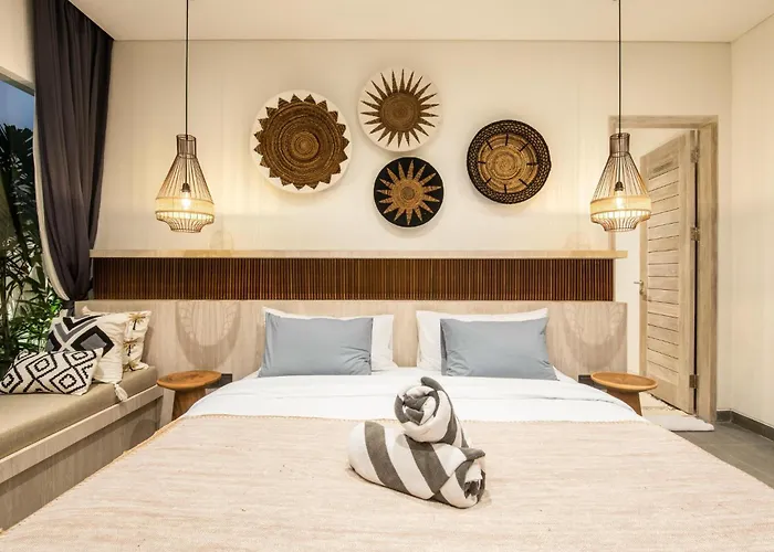Modern 4 Bedroom Villa Heart Of Canggu 800M To Beach Villa