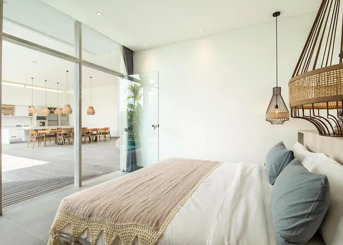 Modern 4 Bedroom Villa Heart Of Canggu 800M To Beach * Canggu (Bali)